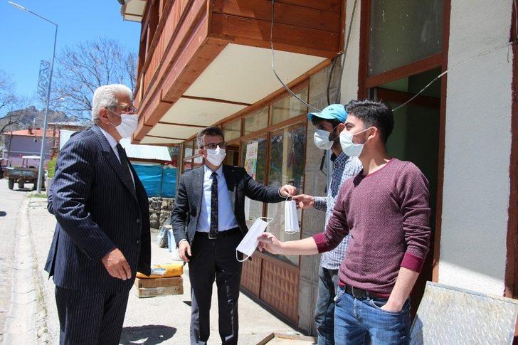 ÇOKAB’dan üye belediyelere 30 bin maske desteği G5