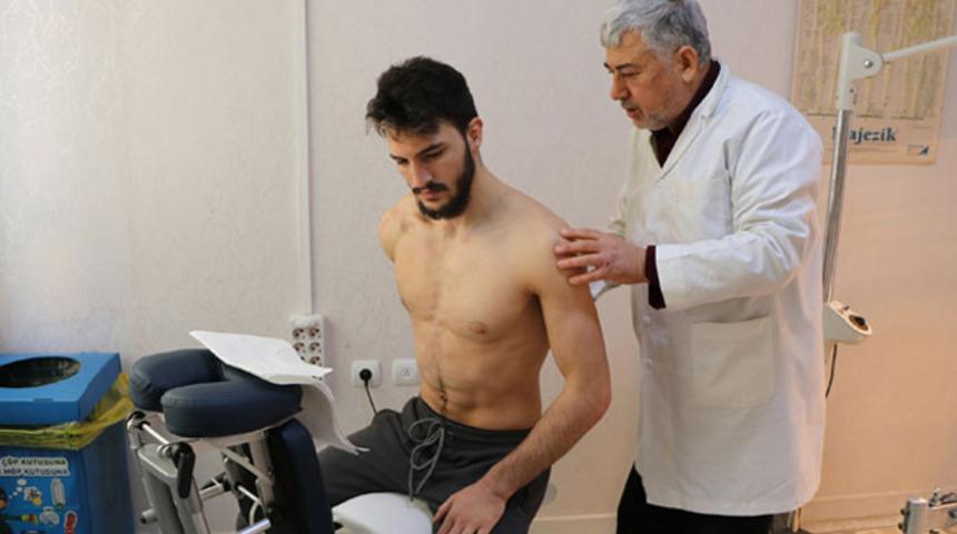 Milli güreşçi Furkan Dülger, Gaziantep'te sağlığına kavuştu