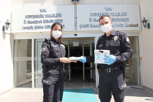 İş adamı Emniyet Müdürlüğü’ne 20 bin adet maske desteği sağladı