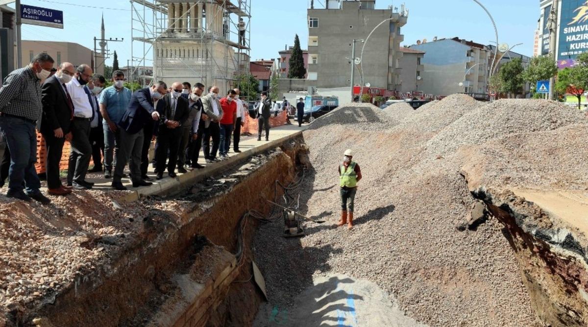 Başkan B&uuml;y&uuml;kakın; &ldquo;Darıca&rsquo;da altyapı sorununu &ccedil;&ouml;z&uuml;yoruz&rsquo;&rsquo;
