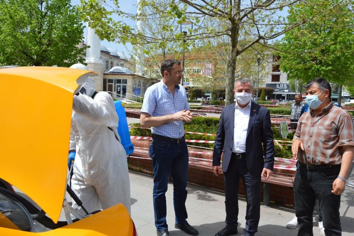 Havza&rsquo;da taksi durakları ve taksiler dezenfekte edildi