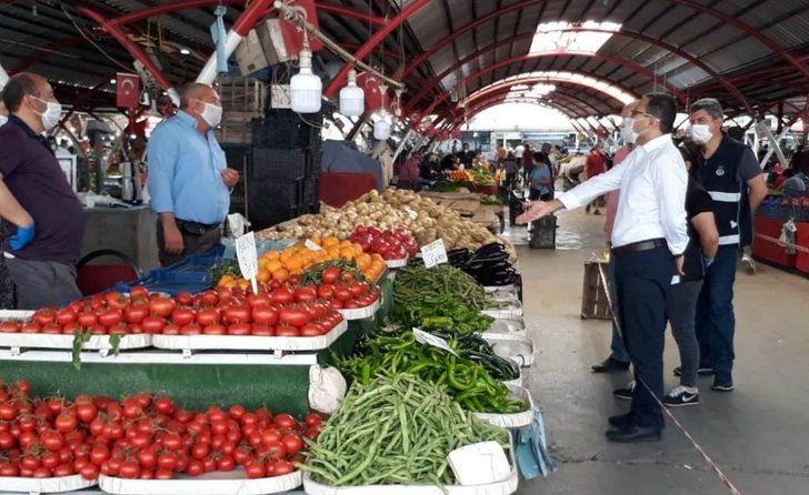 Kaymakam Uçgun yeniden açılan pazar yerinde incelemelerde bulundu G3