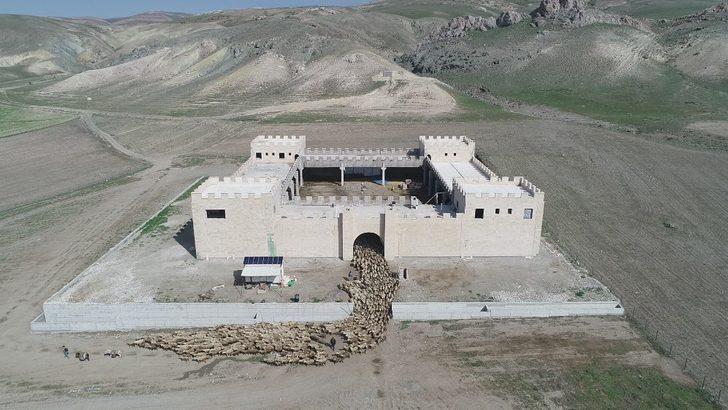 Sivas’taki bu kalenin dünyada eşi benzeri yok G1