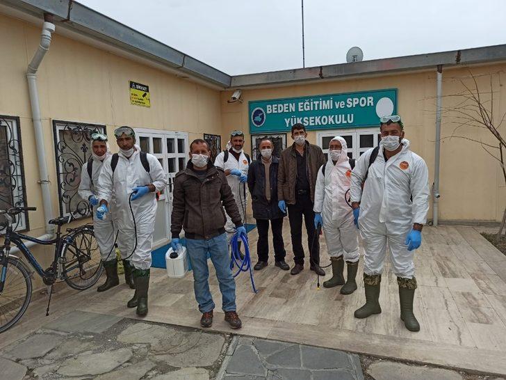 Van YYÜ’de dezenfekte çalışması G1