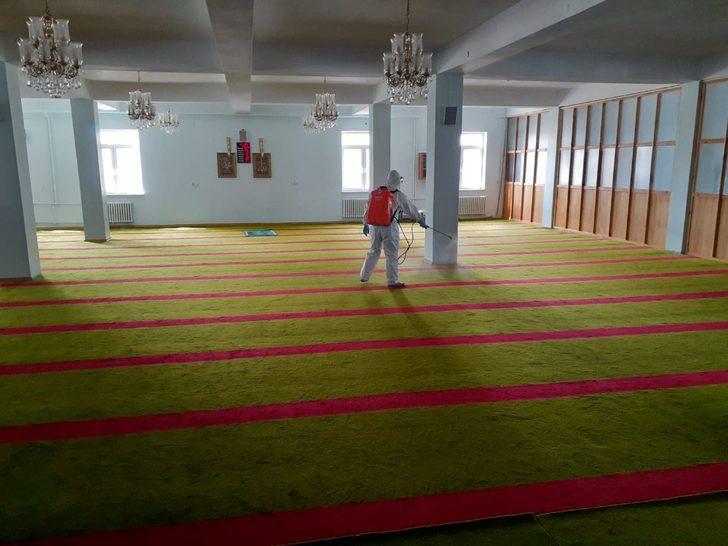 Van YYÜ’de dezenfekte çalışması G2