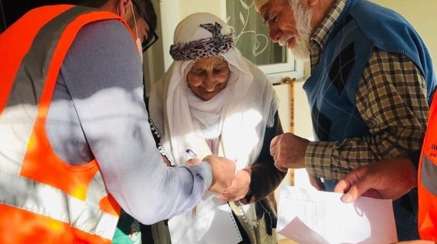 Bing&ouml;l&rsquo;de "Vefalı Eller" hizmete devam ediyor