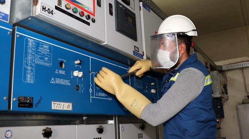 17 bin saat ders g&ouml;recekler