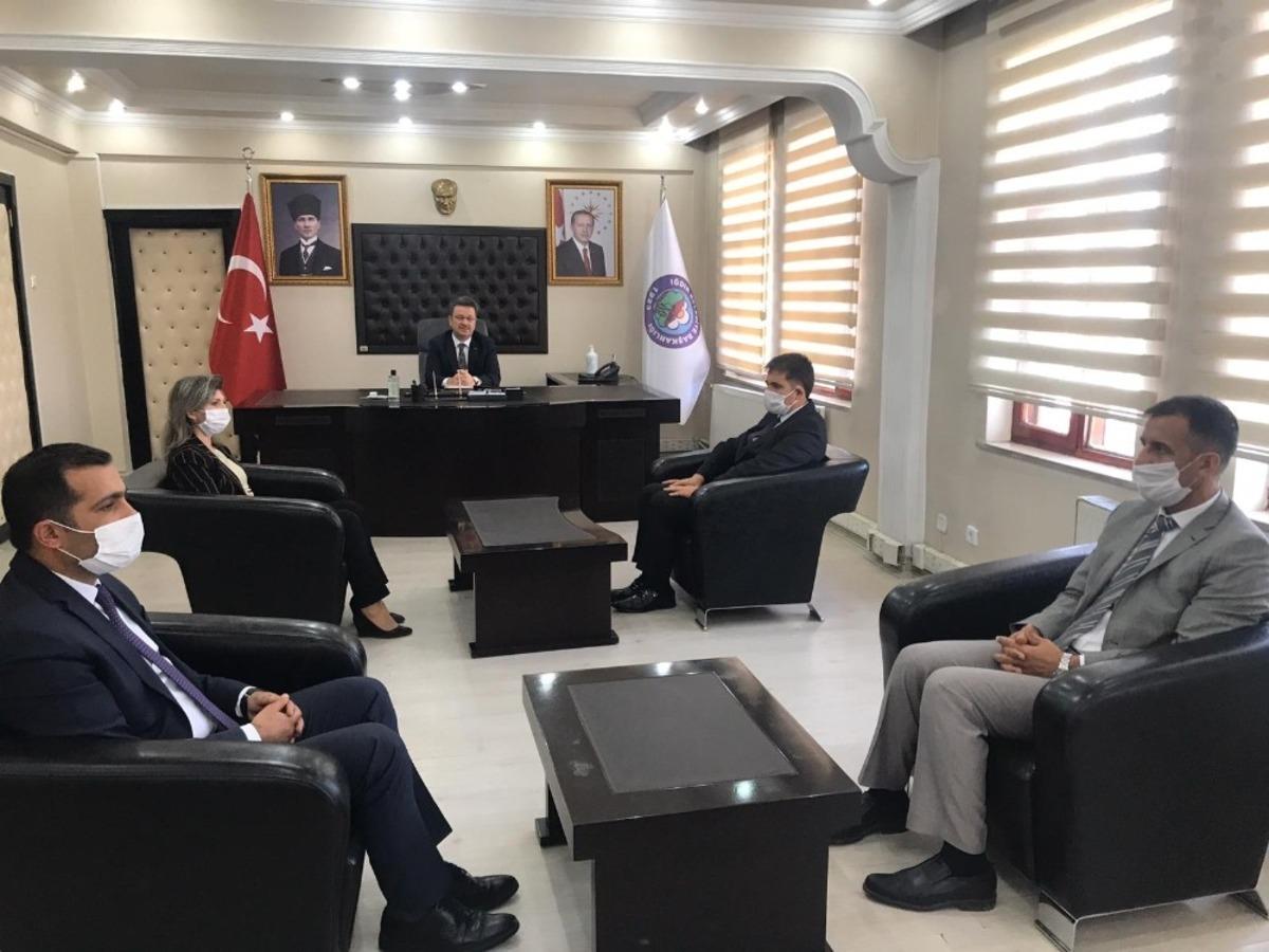 Başkan &Uuml;nl&uuml; yeni g&ouml;revine başladı
