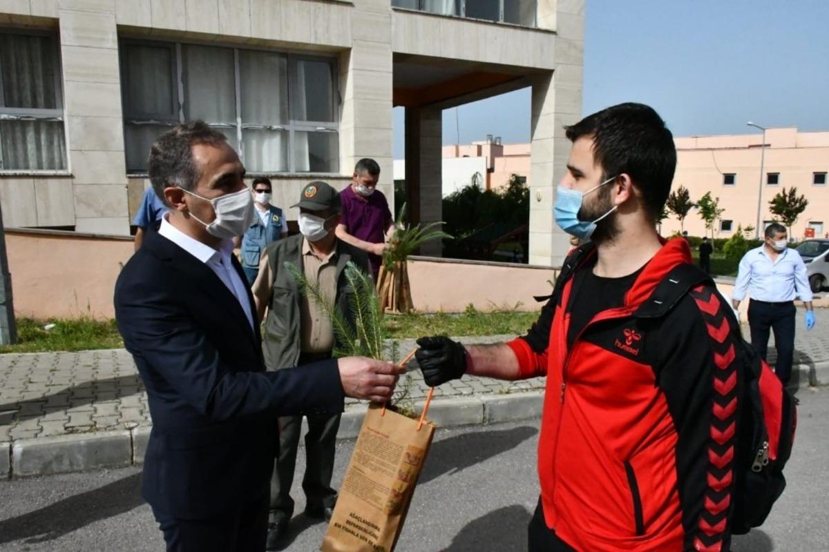 Karantina s&uuml;recini tamamlayan 167 kişi evlerine d&ouml;nd&uuml;
