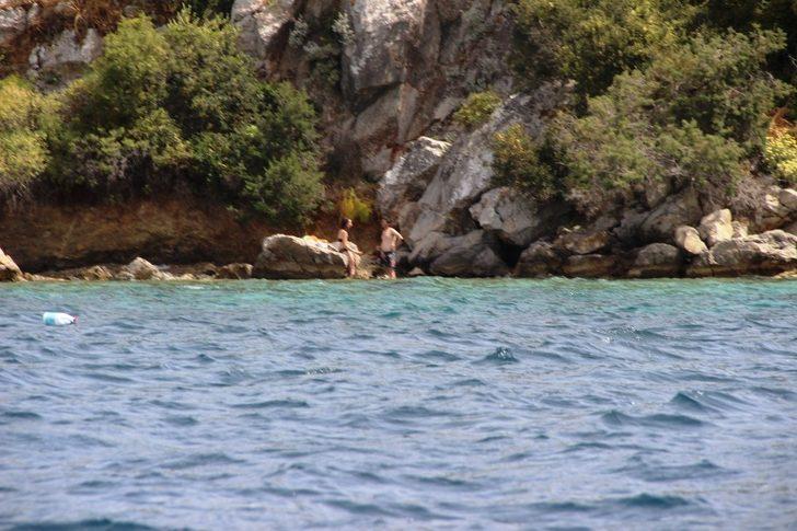 Saklı koyda gizi saklı denize girdiler G4