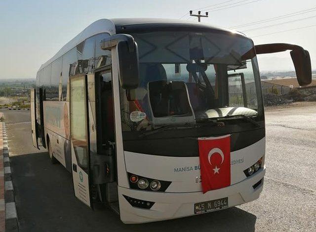 Manisa Büyükşehir, sağlık çalışanlarına ücretsiz servise devam edecek