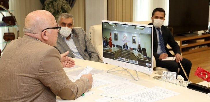 Başkan Sekmen’den Bakan Ersoy’a turizm sunumu G1