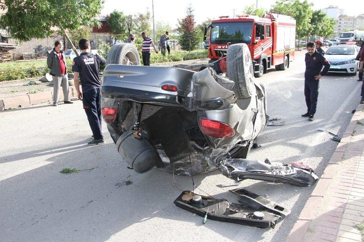 Elazığ’da iki ayrı trafik kazası: 4 yaralı G3