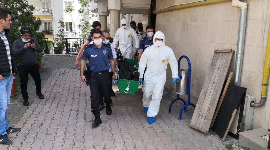 Aksaray'da karısını boğazından ve 4 yerinden bı&ccedil;aklayarak &ouml;ld&uuml;rd&uuml;