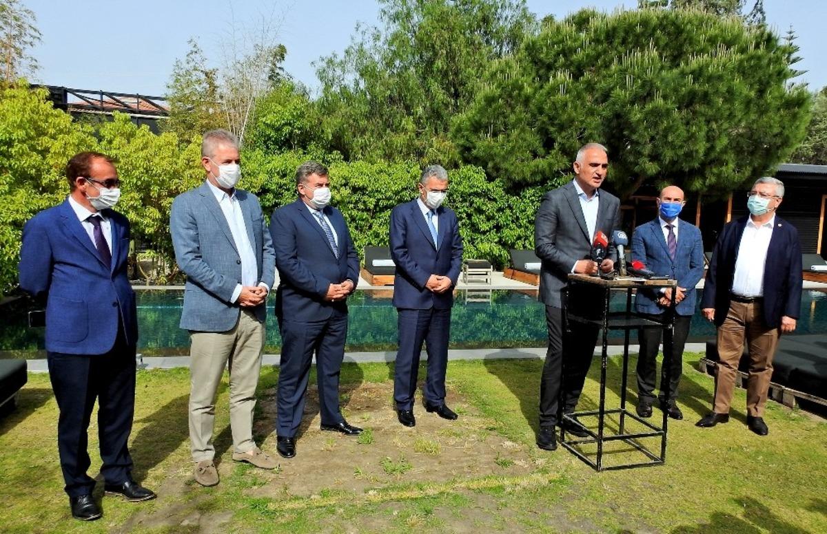 Bakan Ersoy: "&Ccedil;eşme Projesi toplantıları iki haftada bir devam edecek"