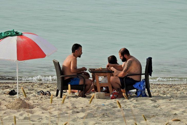 Çeşme’de kısıtlama öncesi deniz keyfi G4
