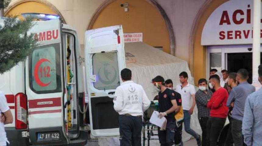 Midyat'ta kamyonet şarampole devrildi: 1 ölü, 6 yaralı