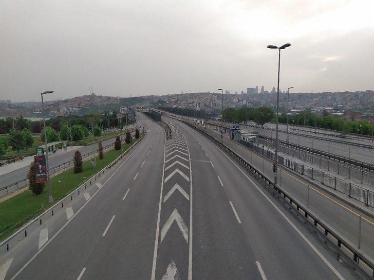 Kısıtlamanın ilk sabahında yollar boş kaldı G3