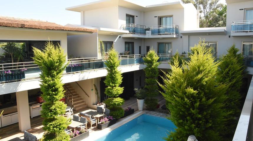 Koronavirüs etkisinde tatil sezonu açılıyor... 5 bin TL'ye de var 12 bin TL'ye de