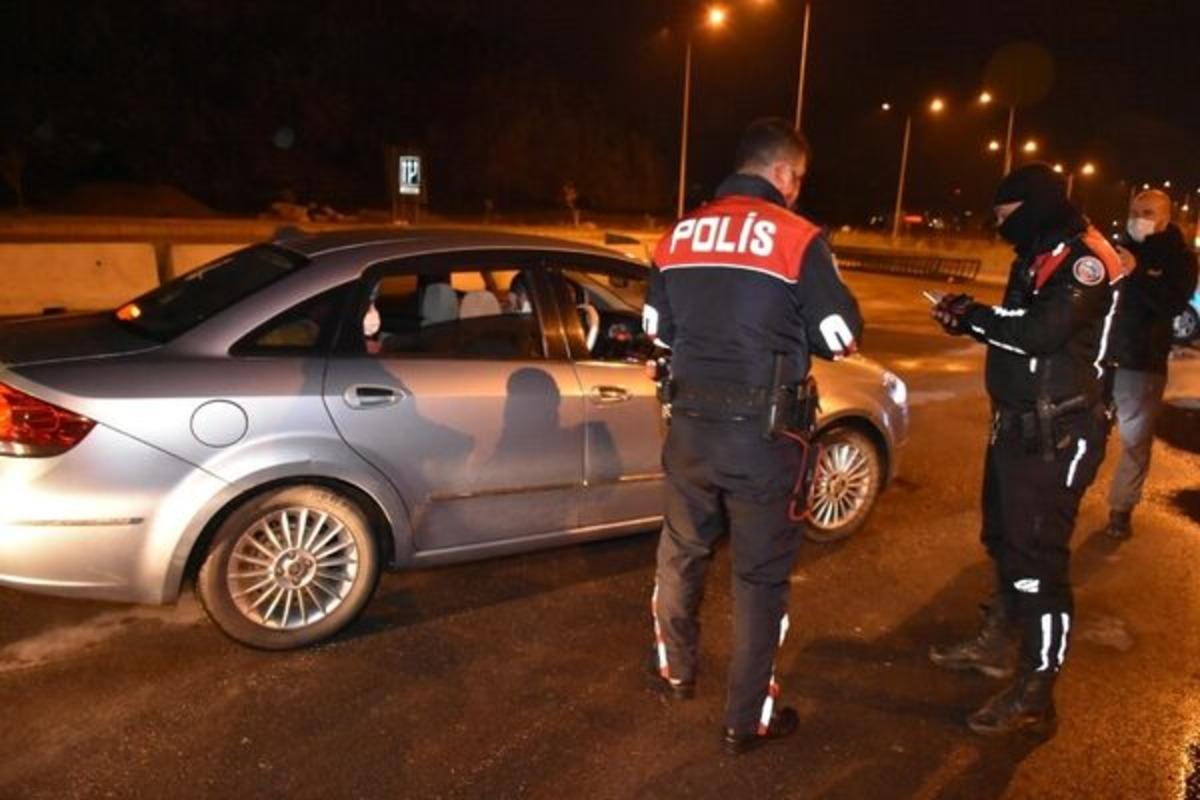 Son dakika! İ&ccedil;işleri Bakanlığı: 4 bin 368 kişiye idari ve adli işlem uygulandı