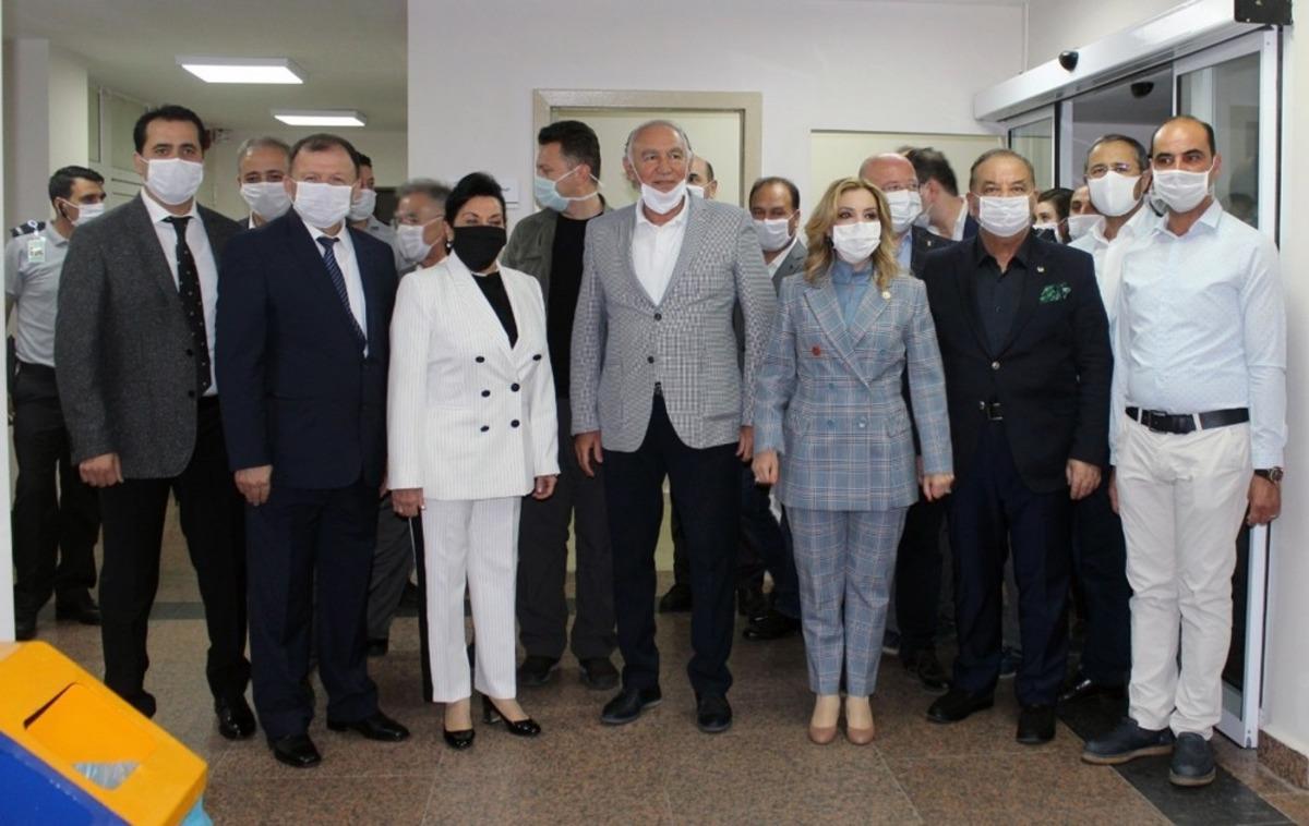 Muğla&rsquo;da sosyal mesafesiz acil servis a&ccedil;ılışı