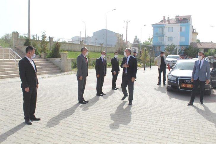 Vali Toraman, ilçelerdeki Korona virüs tedbirlerini denetledi G1