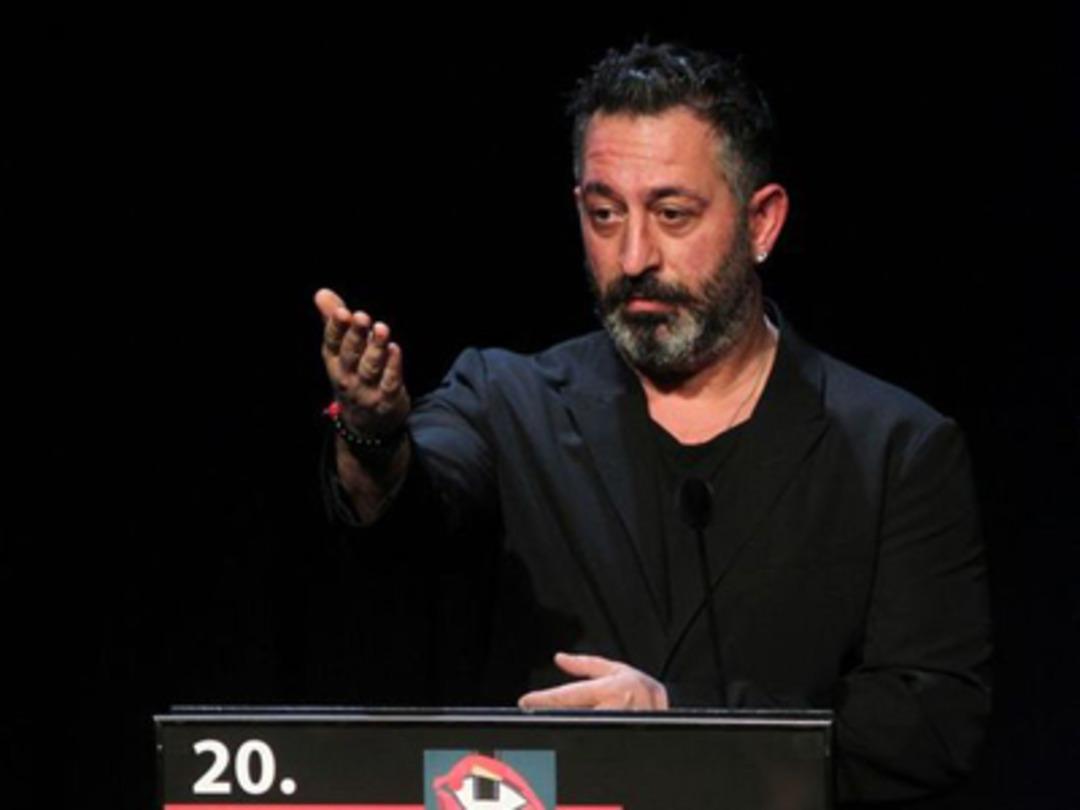 Cem Yılmaz isyan etti