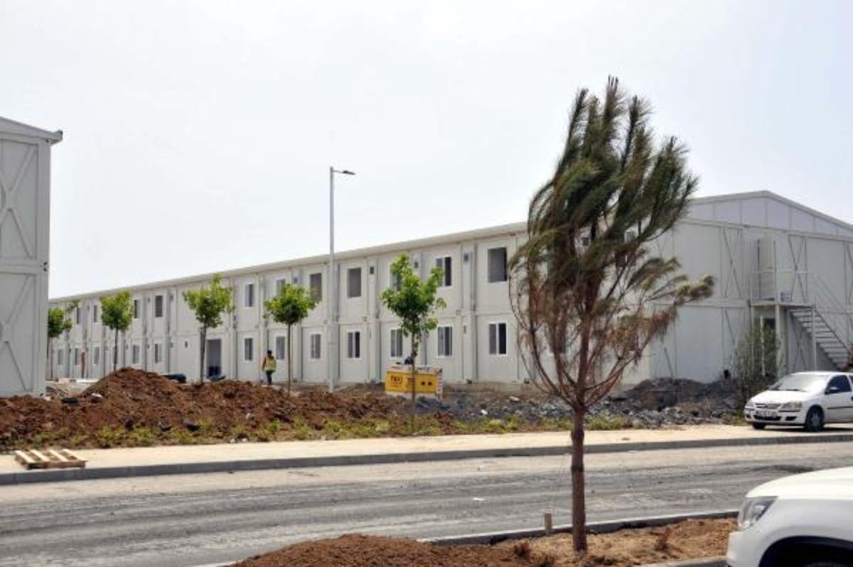 Yeşilk&ouml;y'deki hastane inşaatında sona yaklaşıldı! Tabela konuldu