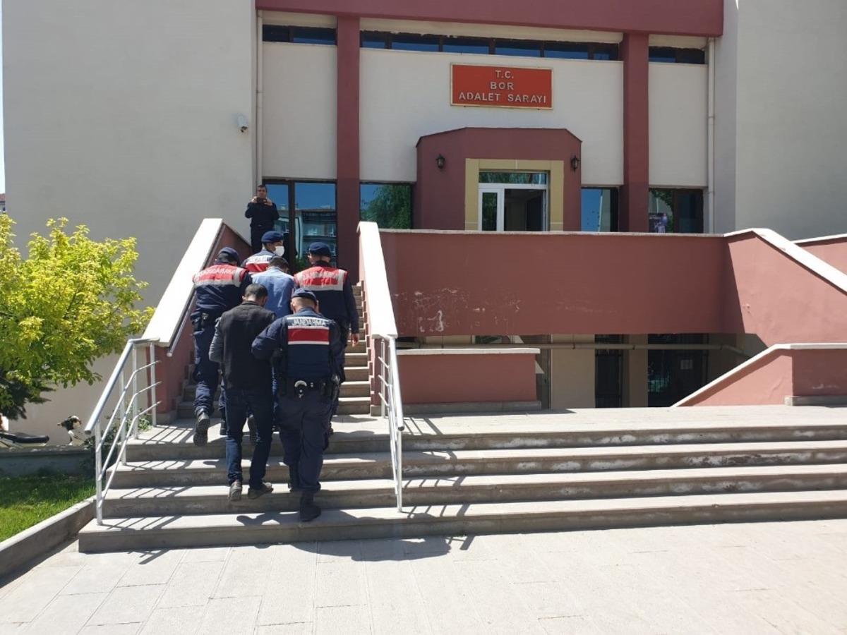 Jandarmanın uyuşturucu operasyonunda 2 kişi g&ouml;zaltına alındı