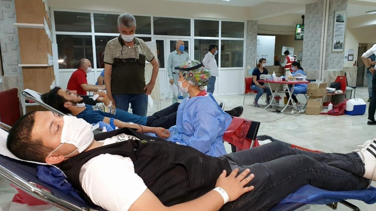 Nazilli halkından Kızılay&rsquo;ın azalan kan stoklarına anlamlı destek