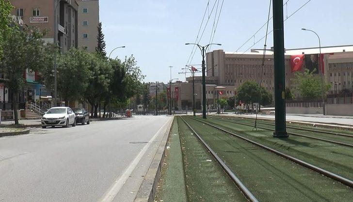 Gaziantep’te cadde ve sokaklar boş kaldı G2