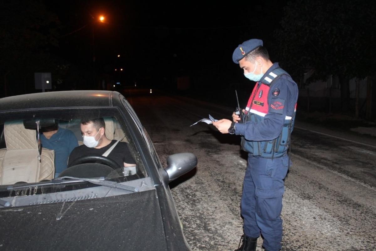 Bursa&rsquo;dan Bilecik&rsquo;e, Bilecik&rsquo;ten Bursa&rsquo;ya giden t&uuml;m ara&ccedil;lar kontrol edildi