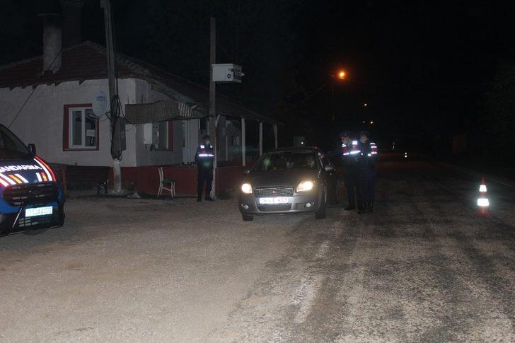 Bursa’dan Bilecik’e, Bilecik’ten Bursa’ya giden tüm araçlar kontrol edildi G3