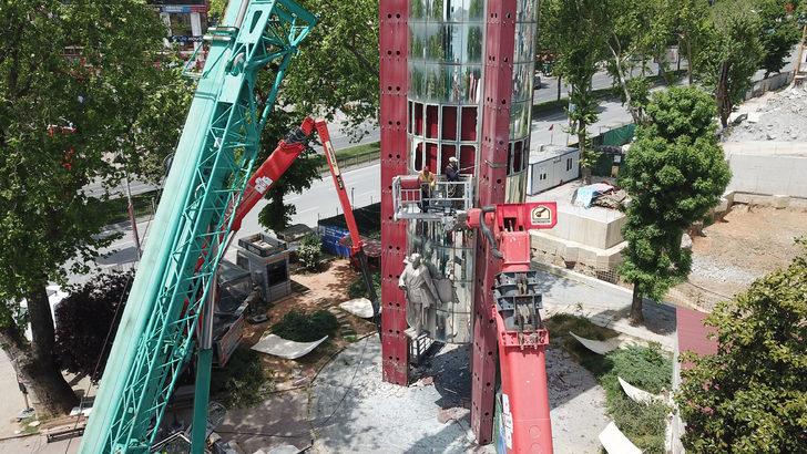 Beşiktaş Meydanı'ndaki Atatürk anıtı kaldırılıyor G5