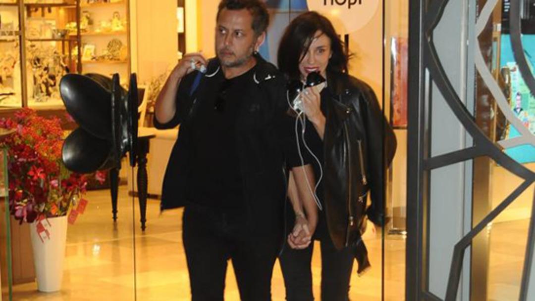 G&uuml;lşen ile Ozan &Ccedil;olakoğlu el ele g&ouml;r&uuml;nt&uuml;lendi