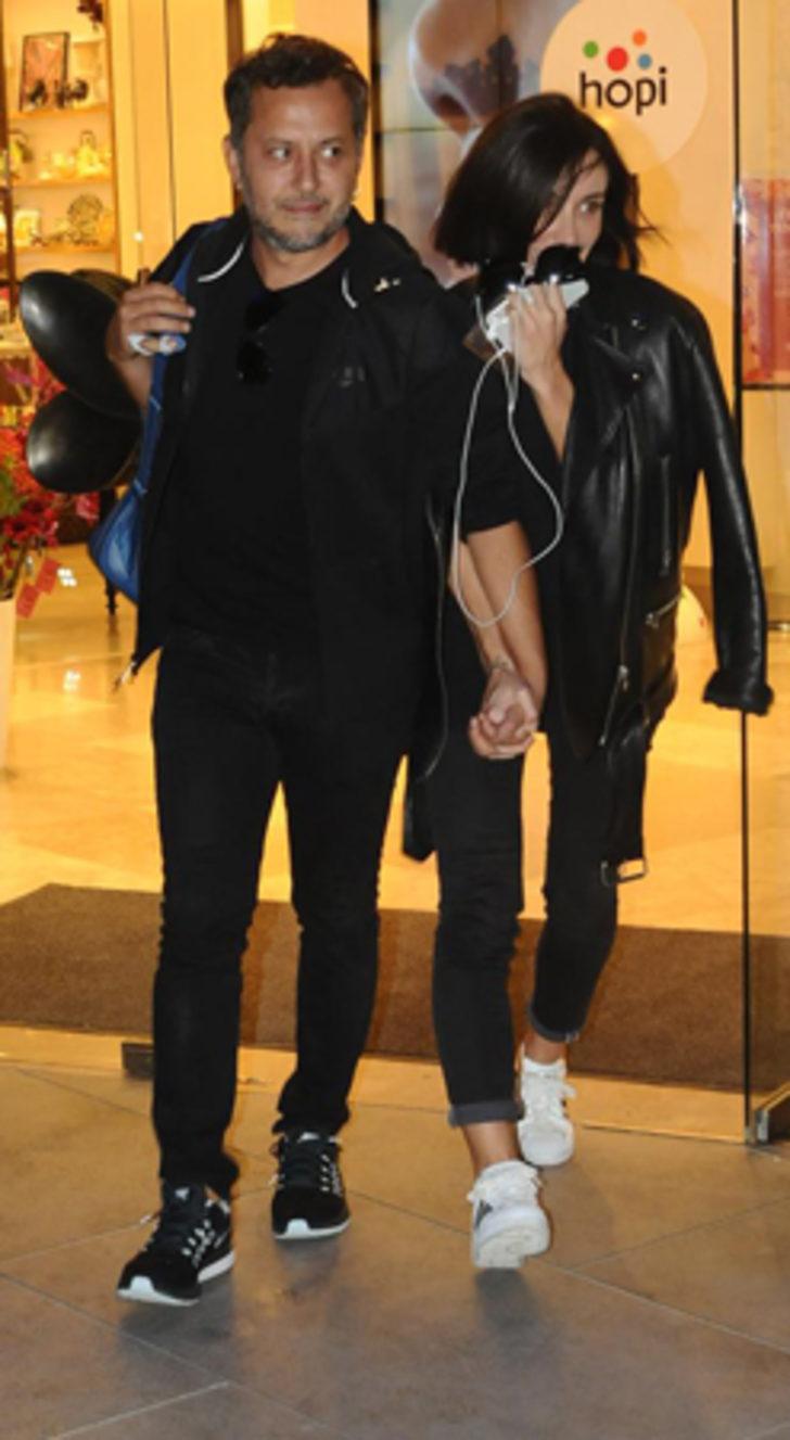 Gülşen ile Ozan Çolakoğlu el ele görüntülendi G3