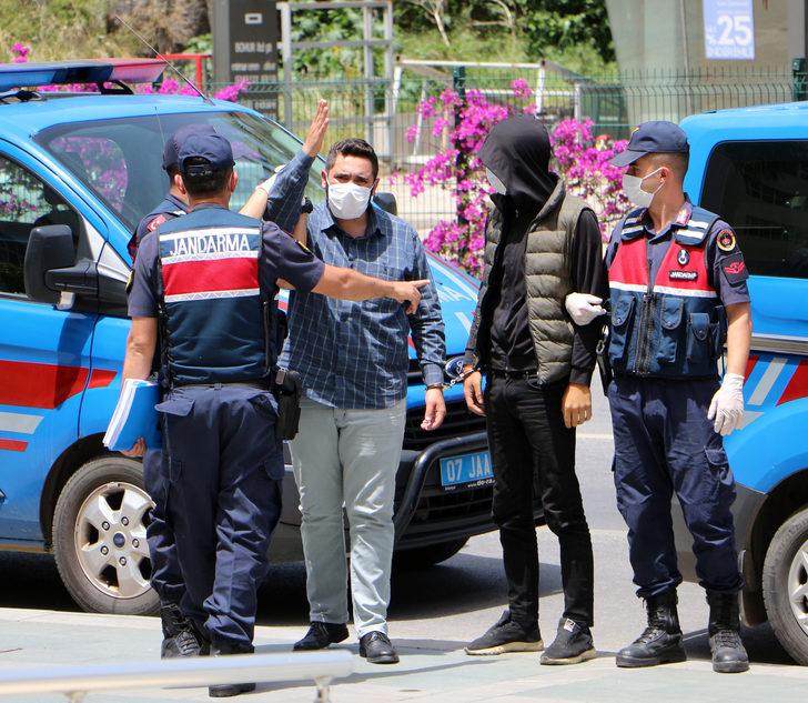 Hırsızlar gazetecileri, 'Çıkınca hesaplaşacağız' diyerek tehdit etti G1