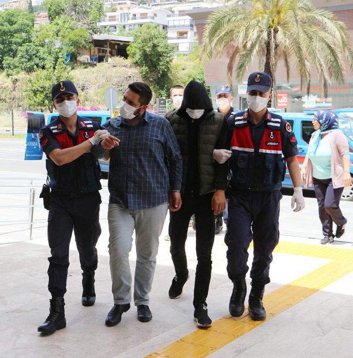 Hırsızlar gazetecileri, 'Çıkınca hesaplaşacağız' diyerek tehdit etti G4