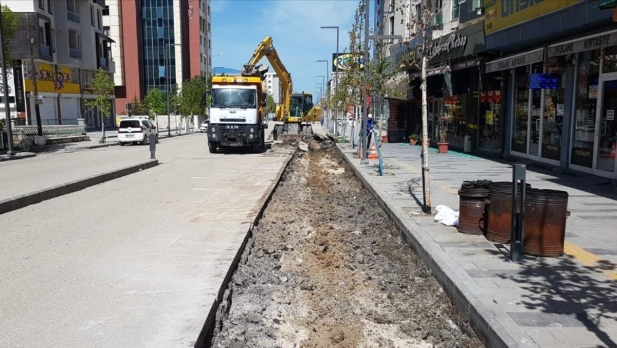 Van B&uuml;y&uuml;kşehir, sokağa &ccedil;ıkma kısıtlamasını fırsata &ccedil;evirdi