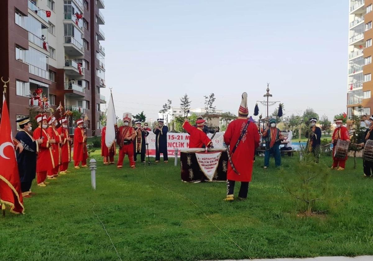 K&uuml;tahya&rsquo;da Gen&ccedil;lik Haftası kutlamaları