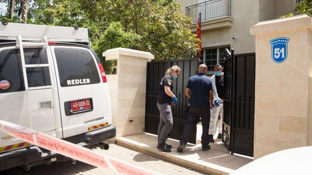 Çin'in İsrail büyükelçisi Du Wei, İsrail'in başkenti Tel Aviv şehir merkezinin dışında yer alan evinde ölü bulundu.
