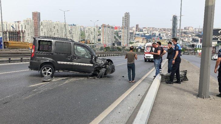 Sokağa çıkma kısıtlamasında kaza yapan gençlere araç sahibi babadan ikinci şoke G1