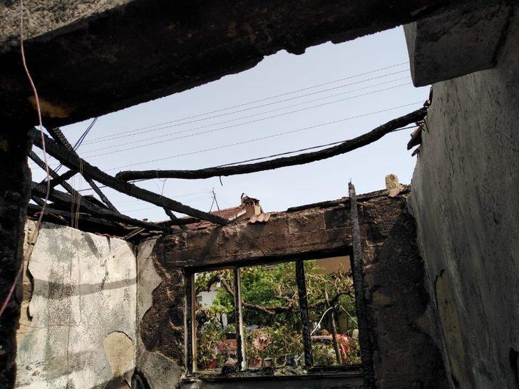 İnegöl Belediye Başkanı yangınzedelere yardım eli uzattı G3