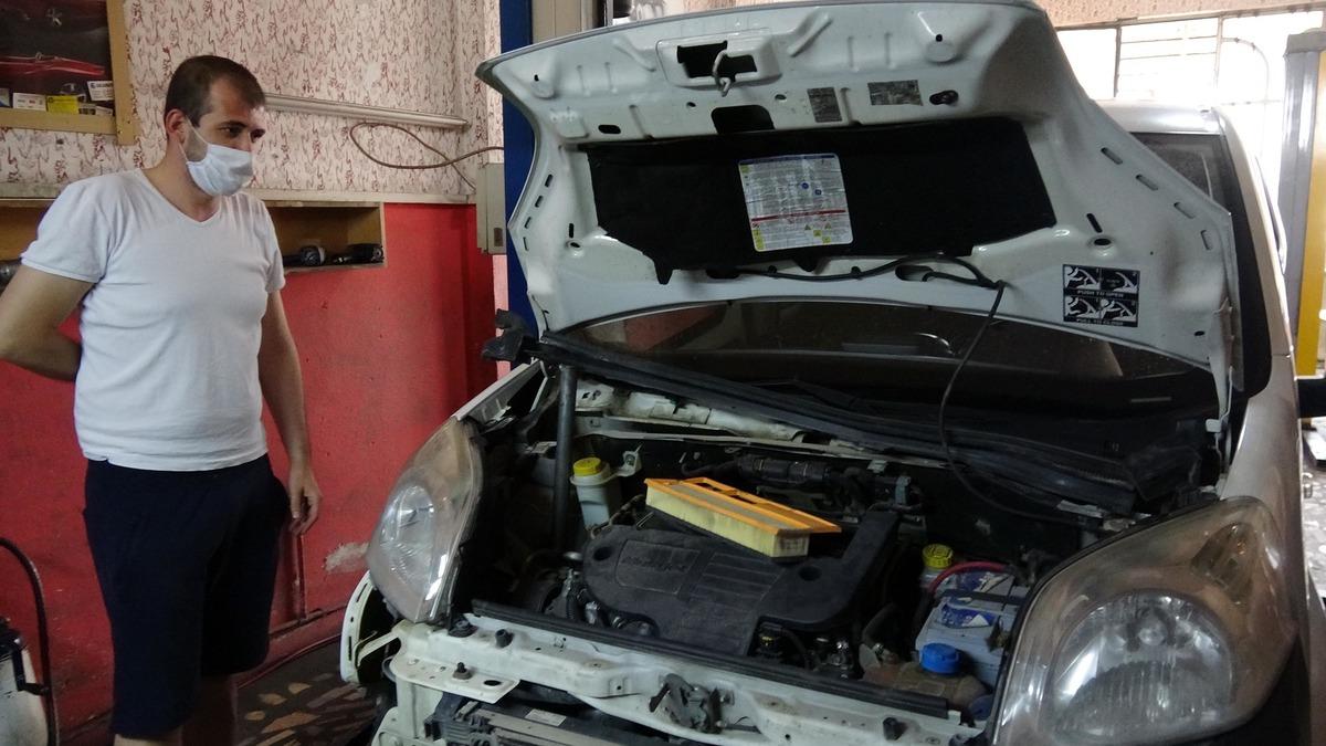 Yavru kediyi kurtarmak i&ccedil;in tam 8 saat uğraştılar