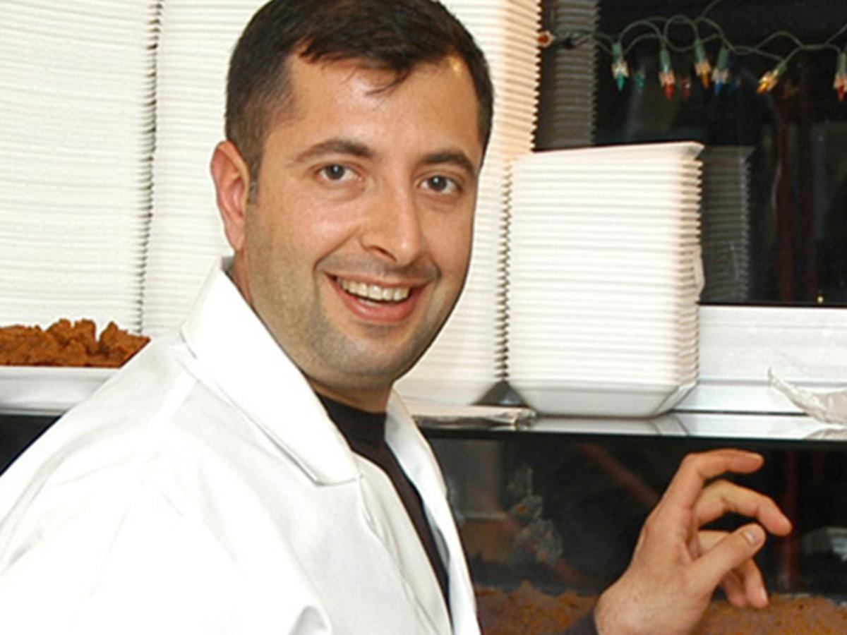&Uuml;nl&uuml; &ccedil;iğ k&ouml;fteci &Ouml;mer Aybak kaza ge&ccedil;irdi
