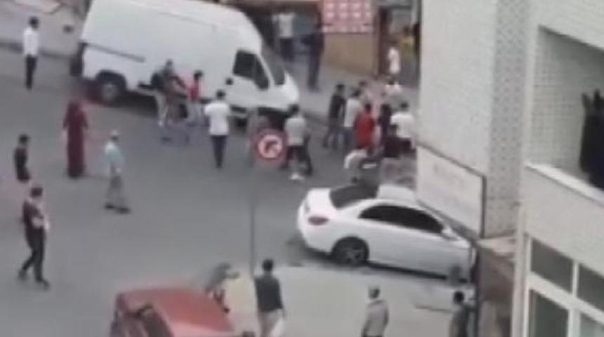 İstanbul'da iki grup arasında meydan kavgası! 
