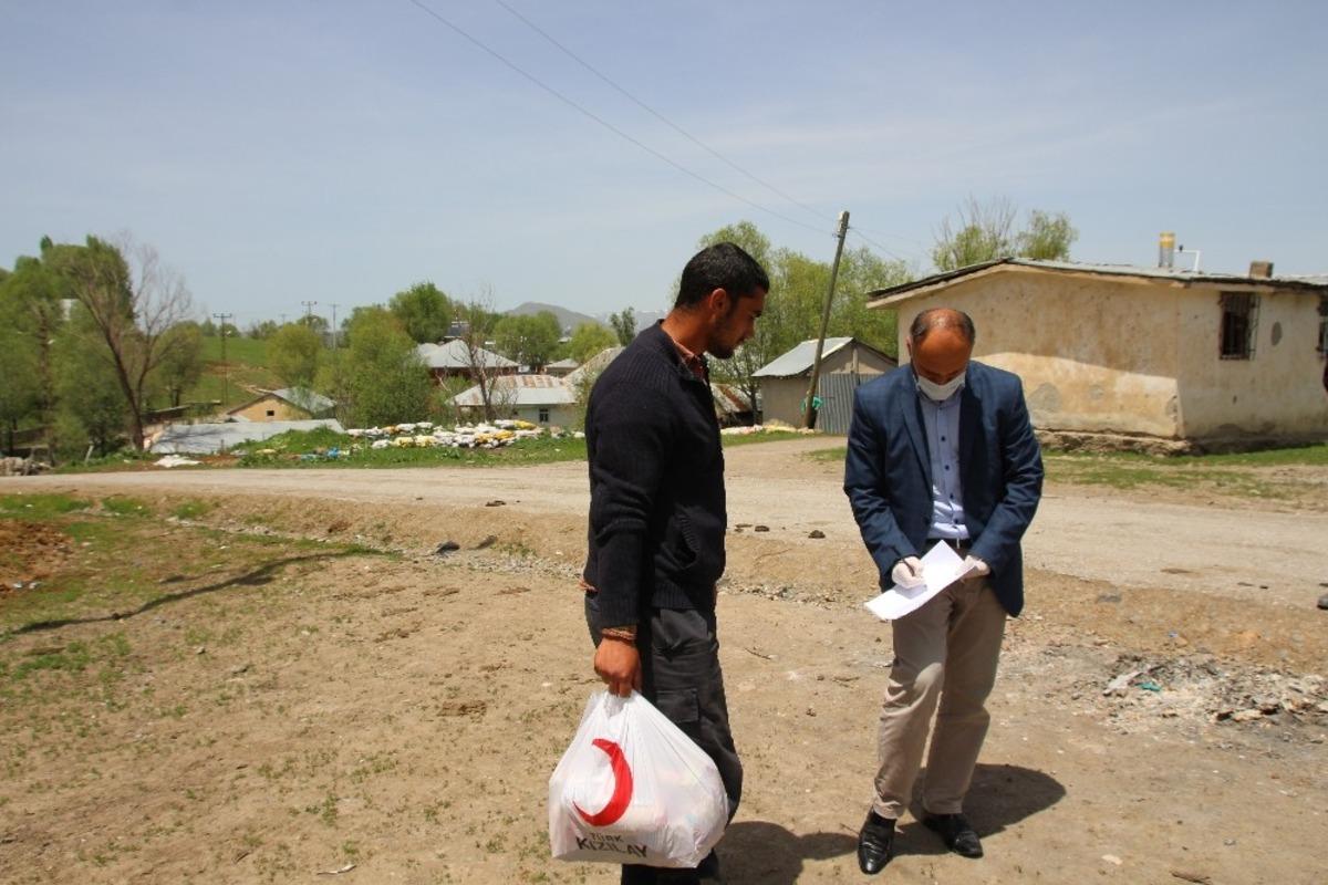 Kızılaydan gıda dağıtımı