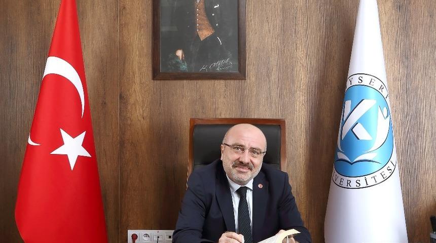 Kayseri &Uuml;niversitesi Rekt&ouml;r&uuml; Karamustafa&rsquo;nın Kadir Gecesi Mesajı