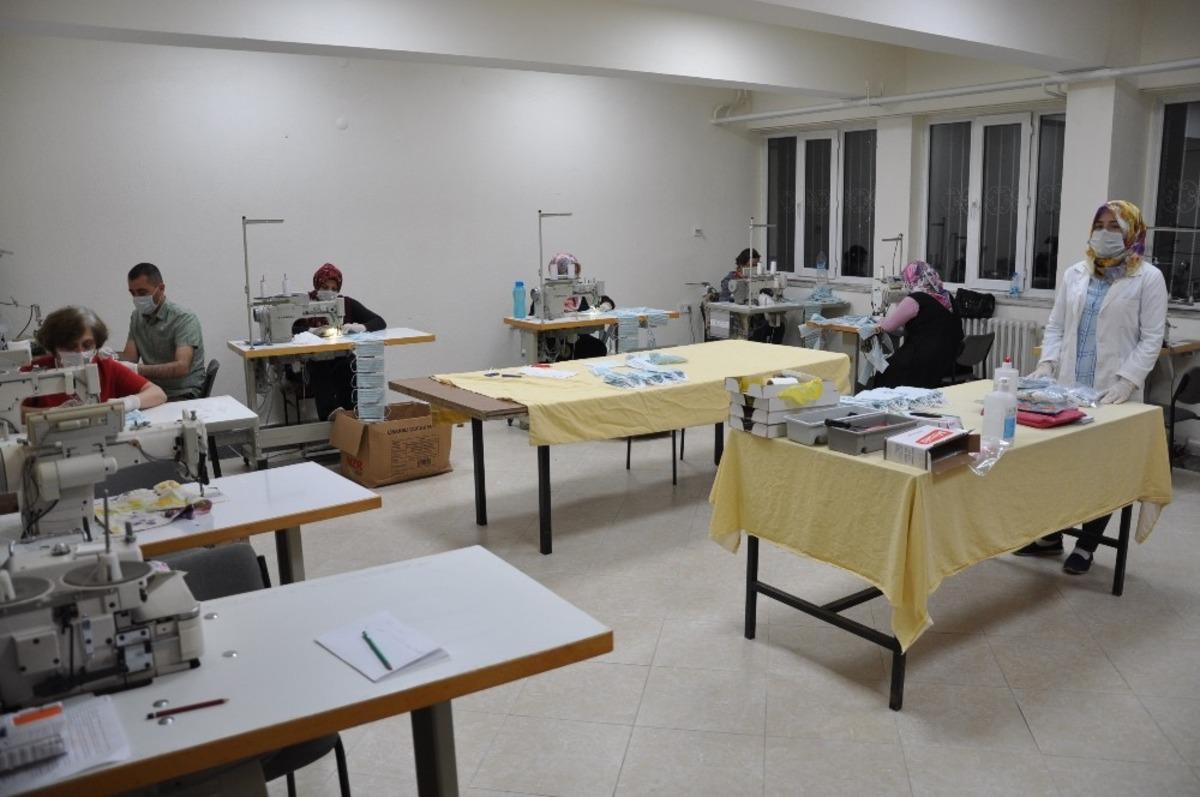 Mesleki Eğitim Merkezi&rsquo;nden maske desteği