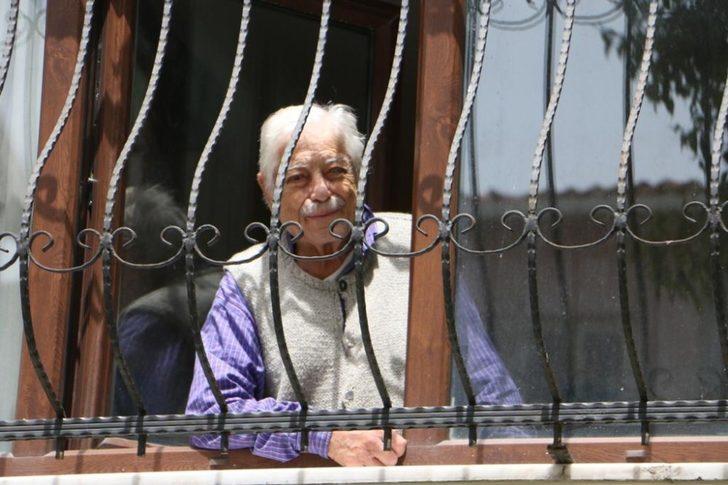 Kartal’da sokağa çıkma kısıtlaması, 19 Mayıs coşkusuna engel olmadı G3